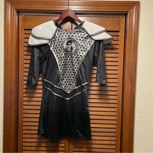 Woman’s Midnight Huntress Costume Size Medium